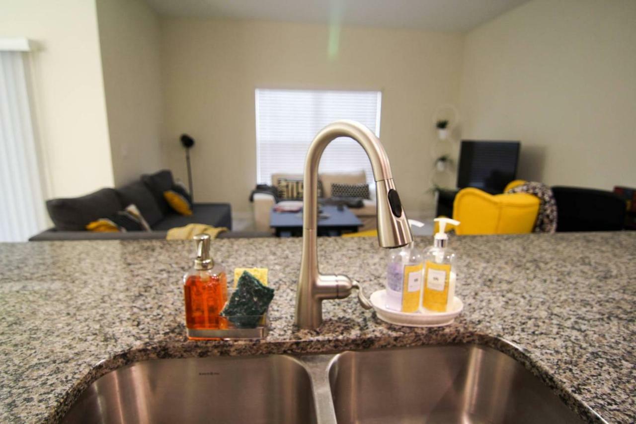 A - New 4 Bedroom Home - 5 Miles To Disney - Free Water Park - Private Pool Kissimmee Exterior foto